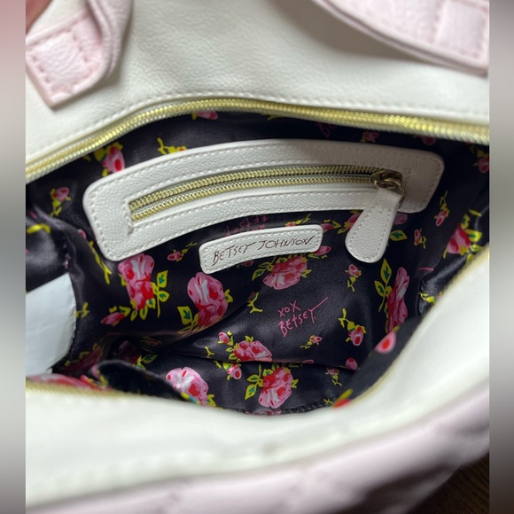 🎀Betsy Johnson Backpack with cute Bow handle🎀 - Picture 8 of 11